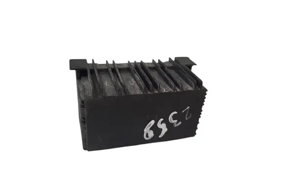 Opel Astra J Coolant fan relay 