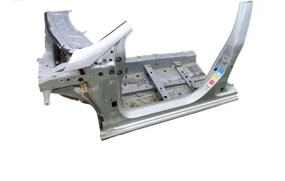 Renault Megane IV Front quarter panel 