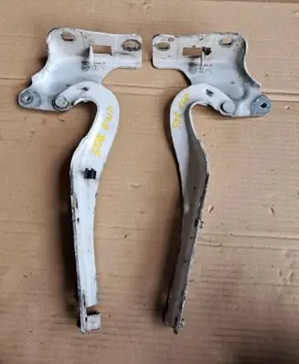 Peugeot 508 Engine bonnet/hood hinges 9676670380 9676670280
