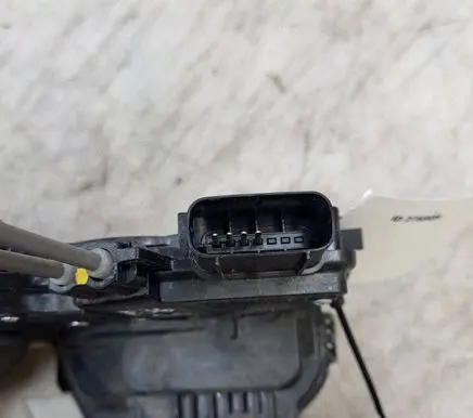 KIA Optima Rear door lock A045777