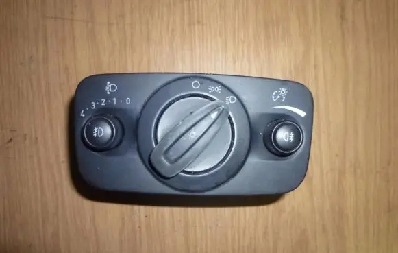 Ford Kuga II Light switch AV6T13A024AC I775
