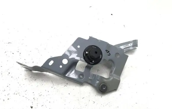 BMW 3 G20 G21 Fender mounting bracket 7419401