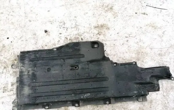 Subaru Outback (BS) Engine splash shield/under tray 56411AL01A