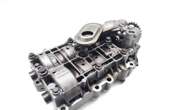 Land Rover Freelander 2 - LR2 Oil pump balance shaft 9636898380