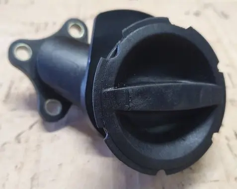 Volvo V40 Oil filler cap 31330189