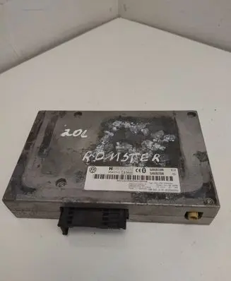 Skoda Fabia Mk2 (5J) Bluetooth control unit module 5J0035729B