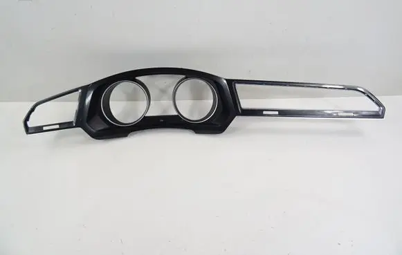 Volkswagen Tiguan Panel trim 5NB857189