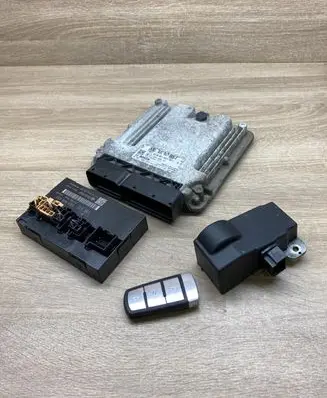 Volkswagen PASSAT B7 Engine ECU kit and lock set 03C907309D 3AA959433 3C0905861J