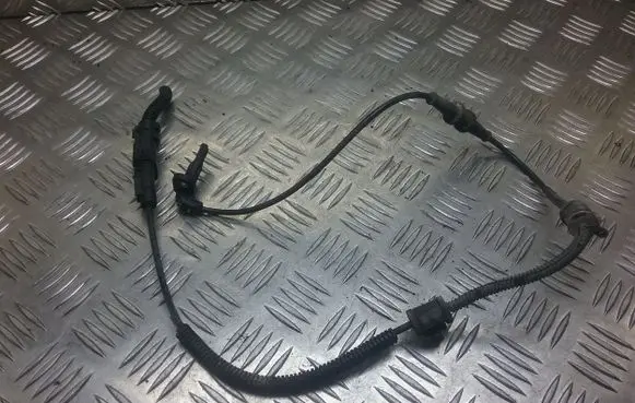Opel Astra J ABS brake wheel speed sensor 10071153483 2730 13329258