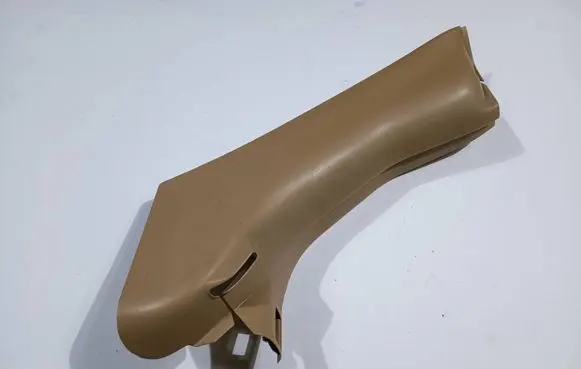 (B) pillar trim (bottom)
