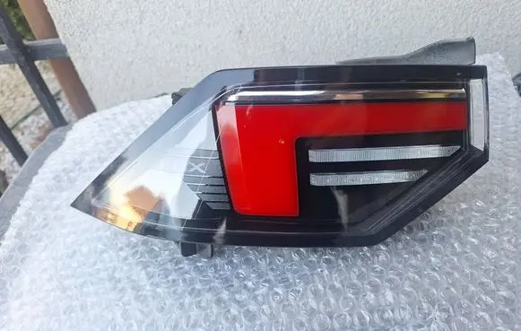 Opel Astra L Rear/tail lights 9839298480