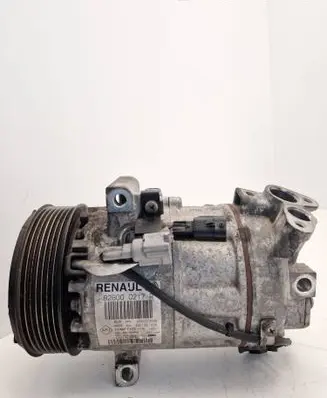 Renault Captur Air conditioning (A/C) compressor (pump) 926000217R 4024373046 Z0012607AA
