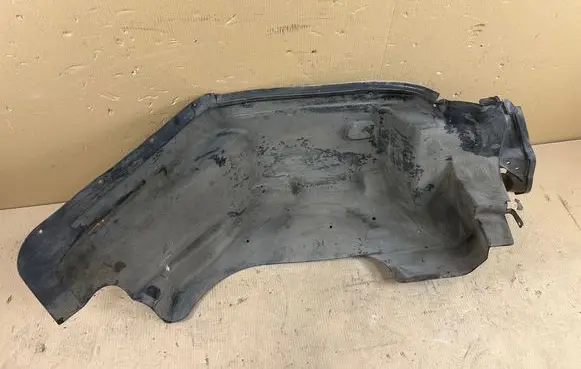 Hummer H2 Front wheel arch liner splash guards 040257040