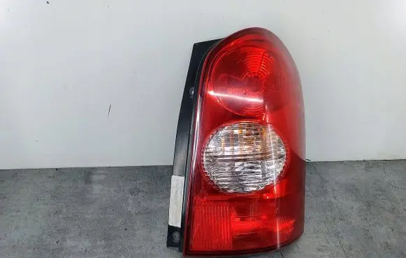Mazda MPV Rear/tail lights 