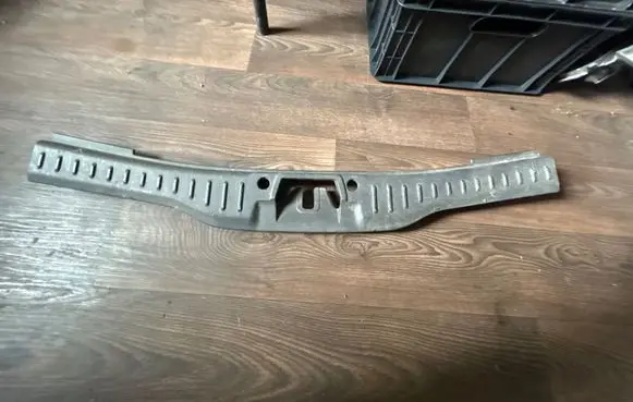 Ford Focus Trunk/boot sill cover protection BM51N40352A