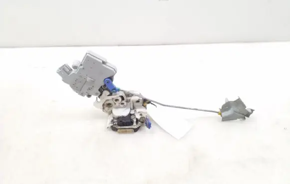 Nissan Terrano Rear door lock