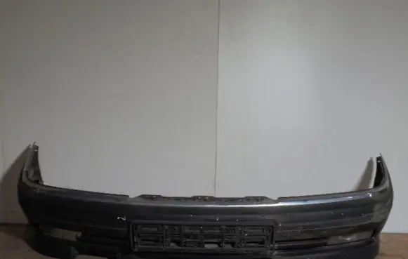 Opel Omega A Front bumper 90379368