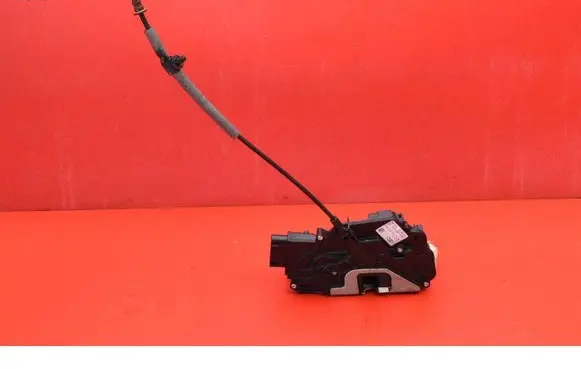 Ford Grand C-MAX Rear door lock AM5AU26412CG