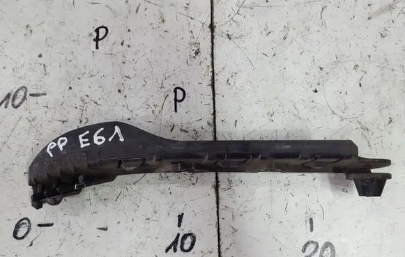 BMW 5 E60 E61 Front bumper mounting bracket 7178078