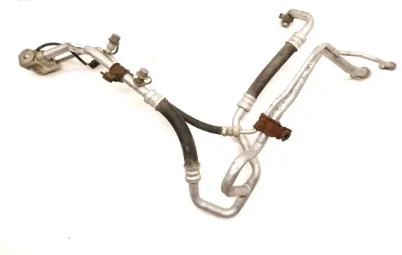 Tesla Model S Air conditioning (A/C) pipe/hose 1037962-00-C