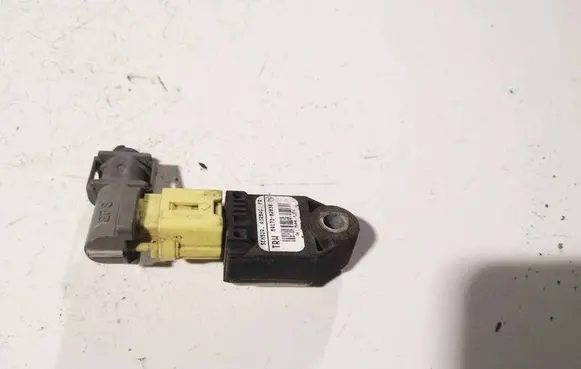 Toyota Corolla E120 E130 Airbag deployment crash/impact sensor 8917302030 89173-02030