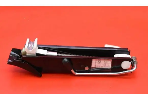 Skoda Rapid (NH) Lift Jack 6R0011031K