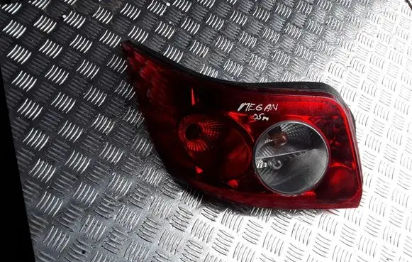 Renault Megane II Rear/tail lights 8200142688