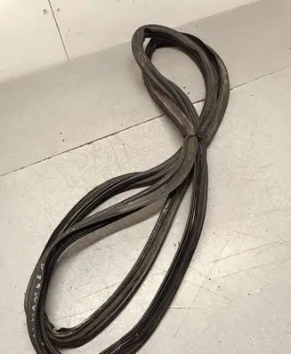 Seat Alhambra (Mk2) Loading door rubber seal (on body) 
