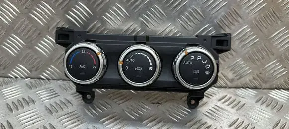 Mazda CX-3 Climate control unit DH0P 61190E