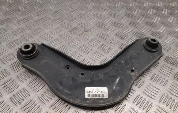 Chrysler Pacifica Rear control arm 68235367B