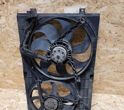 Volkswagen Golf IV Fan set 1J0121207M 1J0121205M