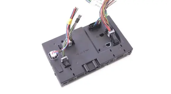 Mercedes-Benz S W221 Central body control module A2214422200 A2215451362