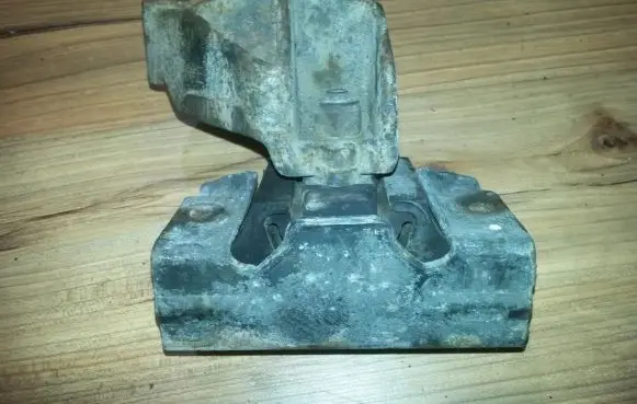 Citroen Jumper Engine mount bracket 1307906080