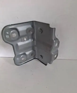 Renault Captur II Fender mounting bracket 663508999R