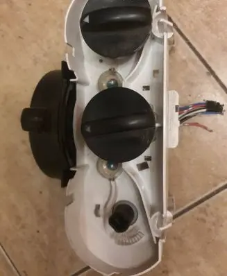 Toyota Hilux (AN10, AN20, AN30) Climate control unit 758684