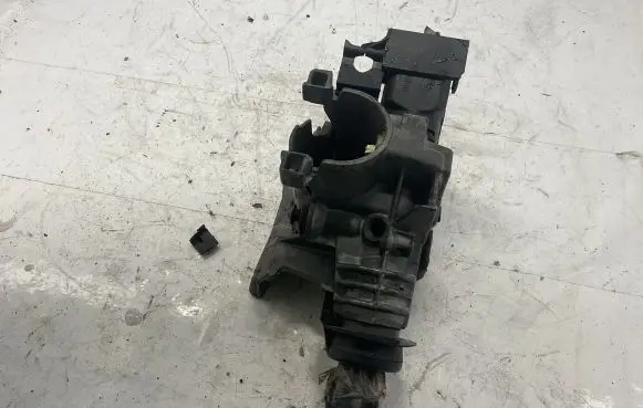 Engine ECU kit and lock set