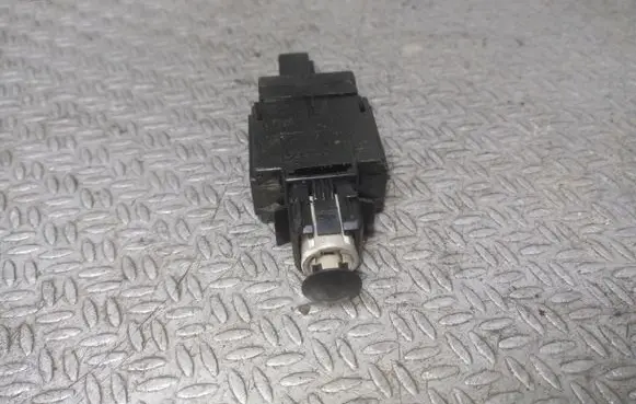 Volvo V70 Brake pedal sensor switch 8622064