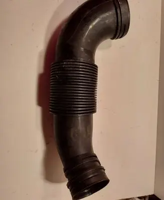 Audi Q7 4L Intercooler hose/pipe 7L129627F