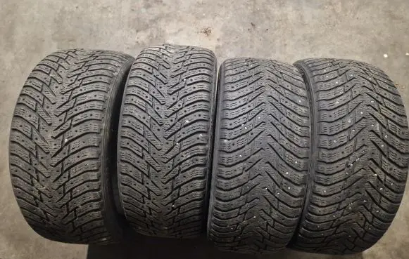 Audi Q3 F3 R19 winter tire NOKIAN 2454519 HAKKAPELITTA