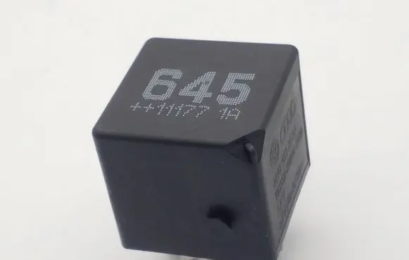 Volkswagen Tiguan Other relay 4H0951253A