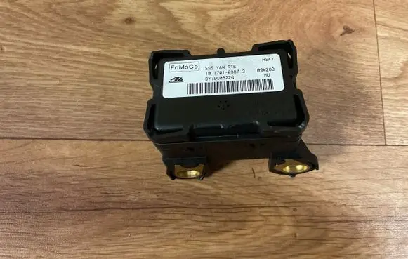 Volvo V50 ESP acceleration yaw rate sensor 10170103873 DY79G0822G 09W283
