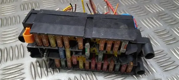 Citroen Xsara Fuse box set 9635519180 289128