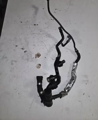 Audi A6 S6 C6 4F Engine coolant pipe/hose 059121065AH