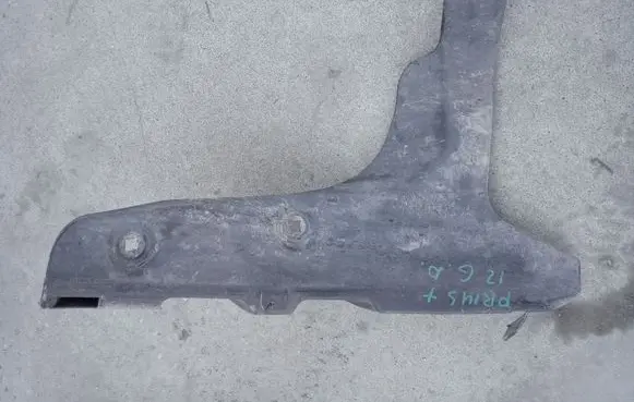 Toyota Prius+ (ZVW40) Rear mudguard 