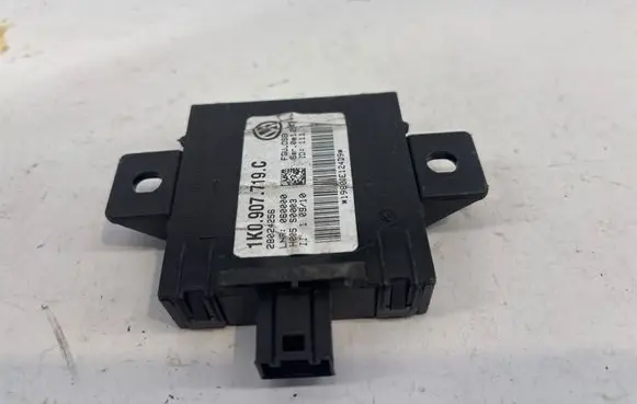 Volkswagen Jetta V Alarm control unit/module 1K0907719C 28024256 19800E124D9