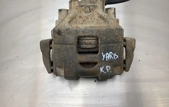 Toyota Yaris Front brake caliper 