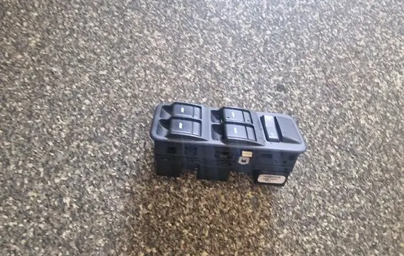 Land Rover Range Rover Sport L320 Electric window control switch