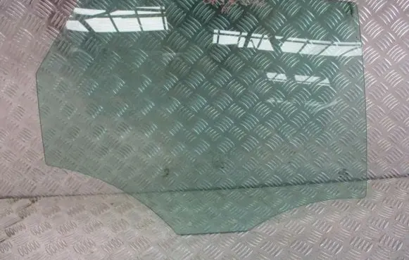 Audi A4 Allroad B9 Sliding door window/glass 