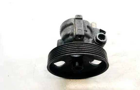 Mitsubishi Space Star Power steering pump 82000710