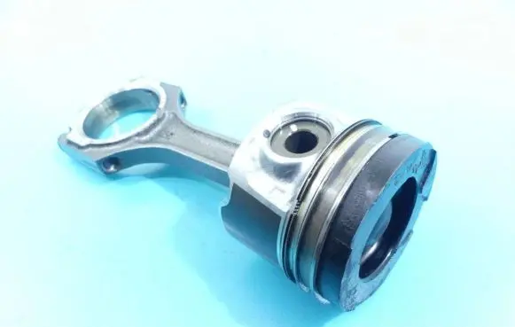 Toyota Land Cruiser (J200) Piston IMPRK1102091